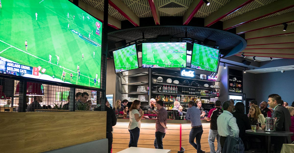 Rockingham The Sporting Globe